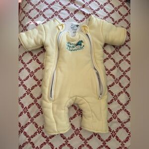 Cream Baby Merlin’s Magic Sleepsuit. Size S. 3-6 months. 12-18 pounds!